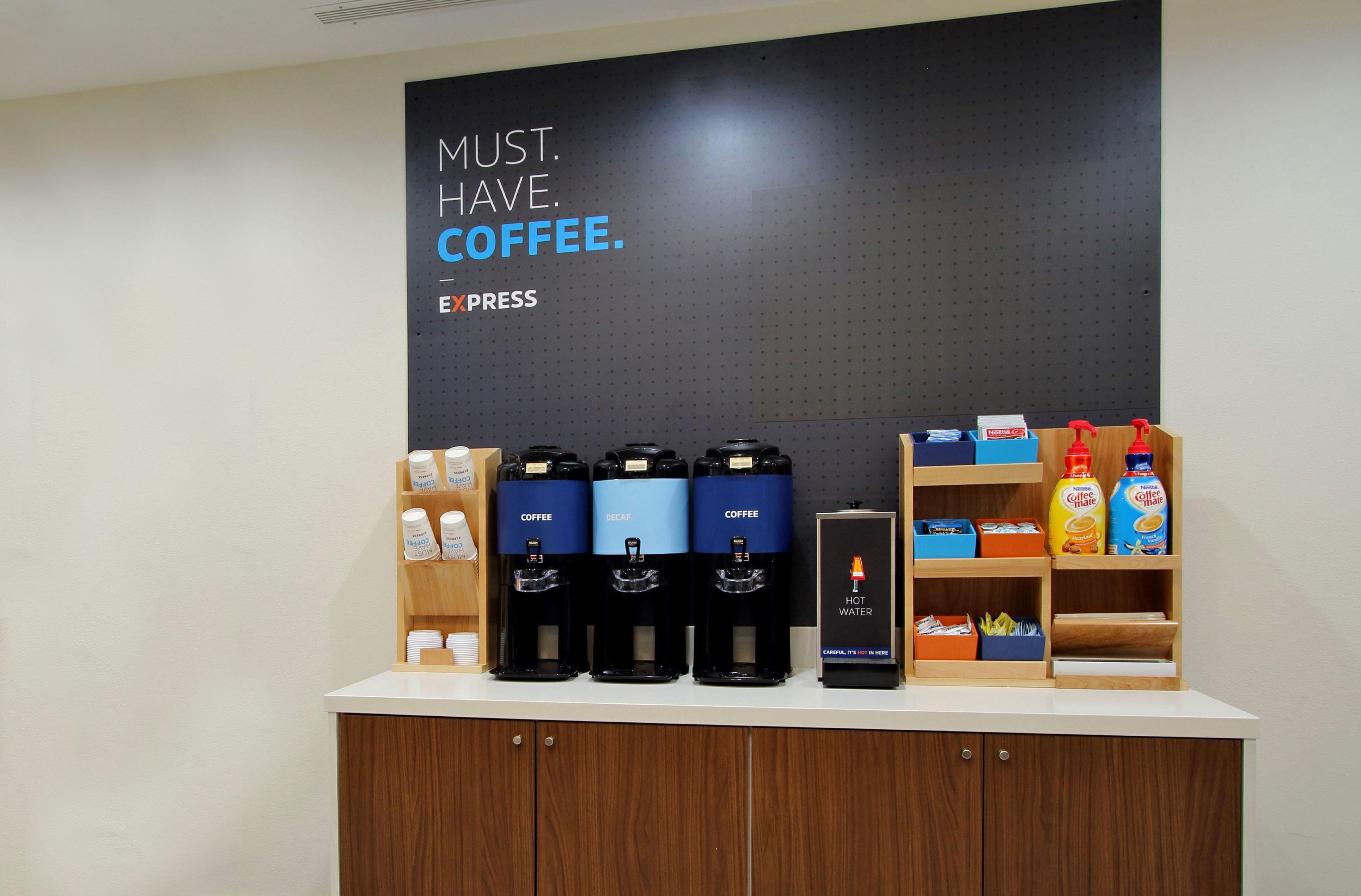 Holiday Inn Express - Alliance By Ihg Экстерьер фото