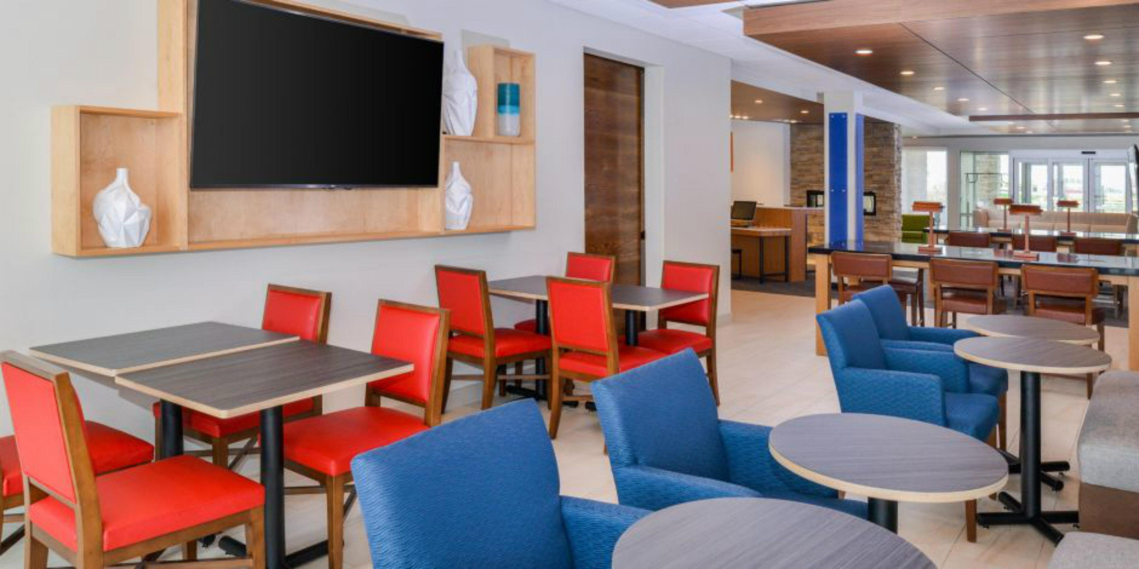 Holiday Inn Express - Alliance By Ihg Экстерьер фото